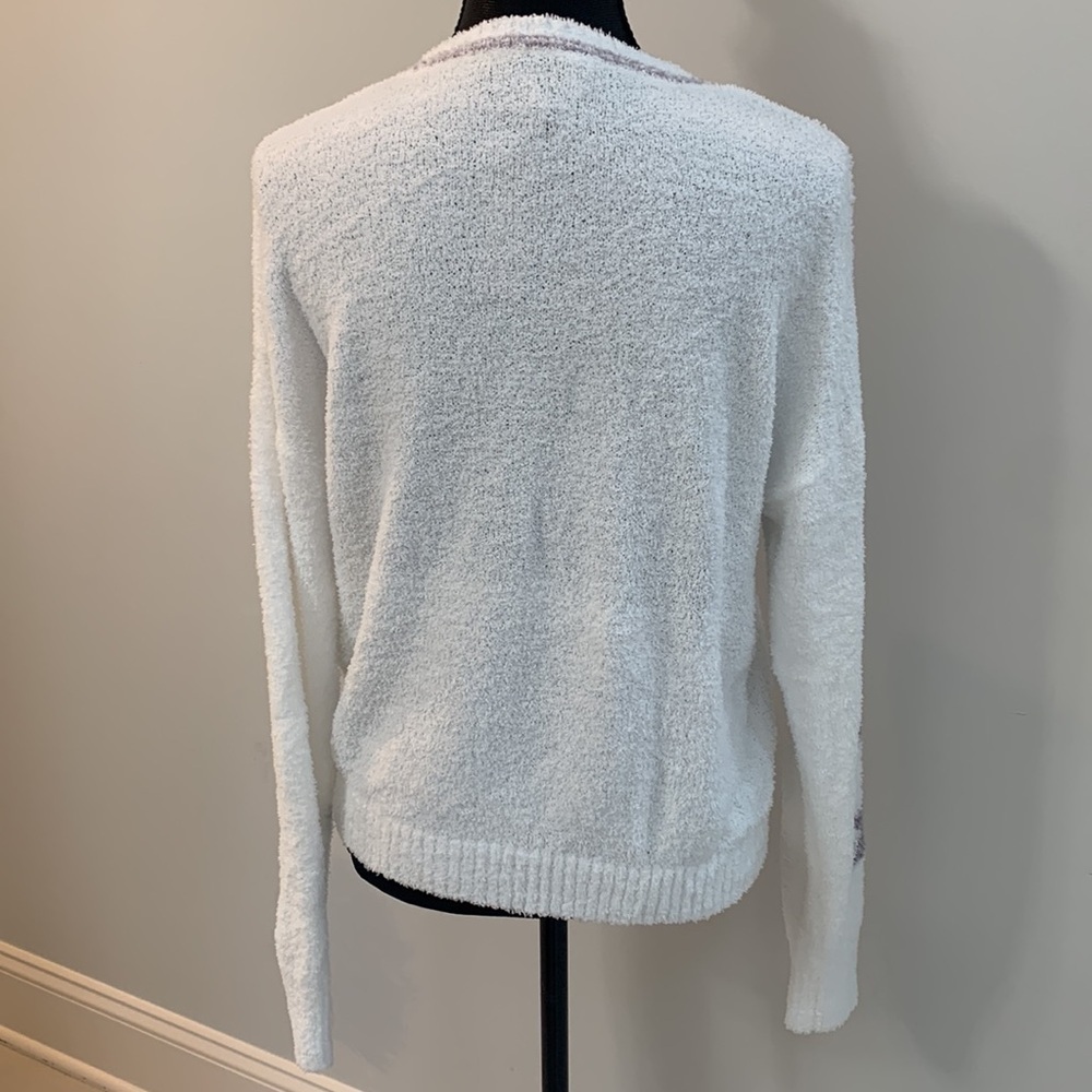 NWT Hello Nite White Gray Star Chenille Cozy Super Soft Crewneck Sweater Med - Picture 2 of 7